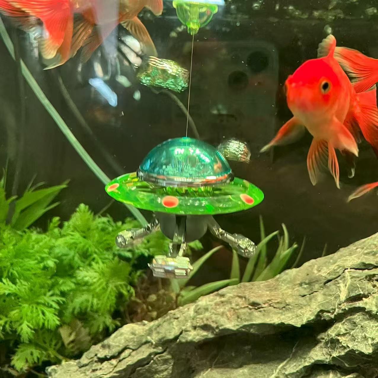 Suspended UFO Aquarium Statue  - đánh giá và giá Aquarium Fish World
